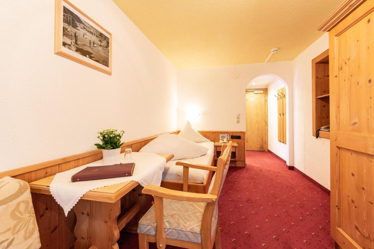 Bed & Breakfast Garni Tyola *